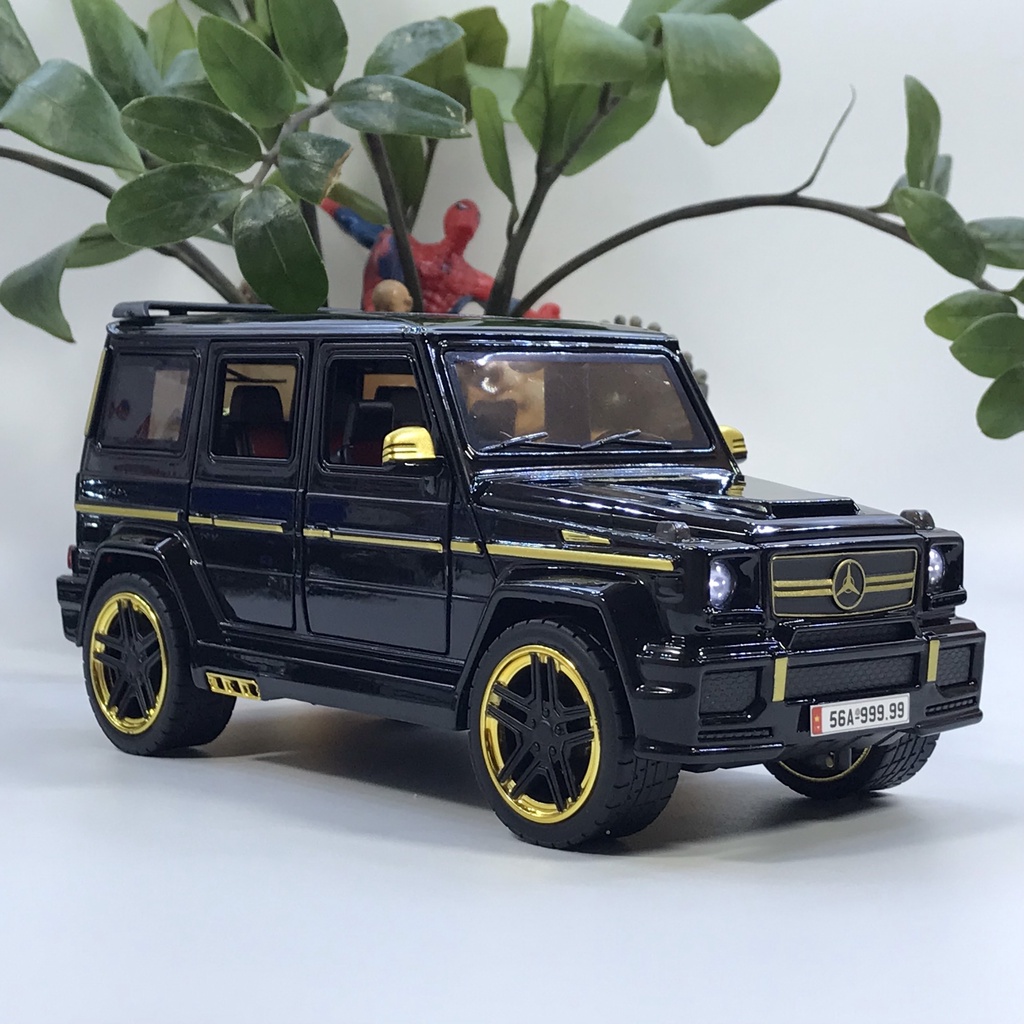 Mô hình xe ô tô Mercedes Benz G65 tỷ lệ 1:24 mới nhất