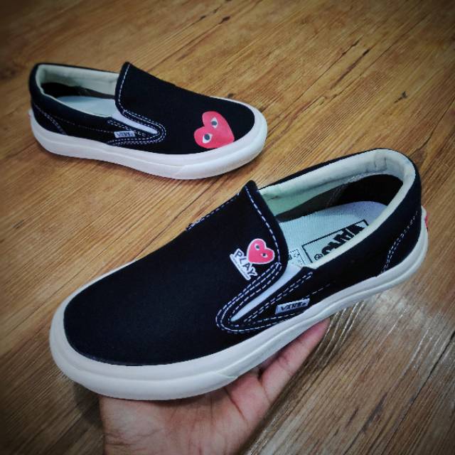 Giày Vans Slip On Og Phối Màu Đen Trắng Cá Tính Trẻ Trung