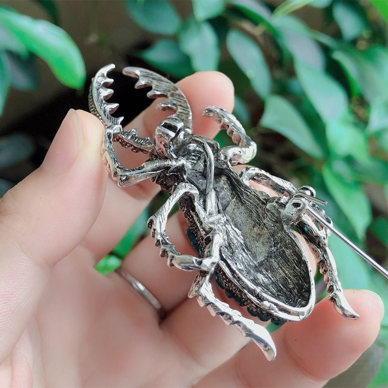 Ghim cài áo hình côn trùng đính đá thời trang