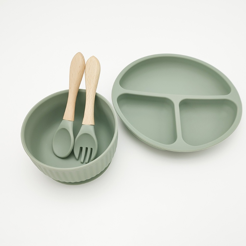 Bộ Dụng Cụ Tập Ăn 4 Món Bằng Silicone Cho Bé