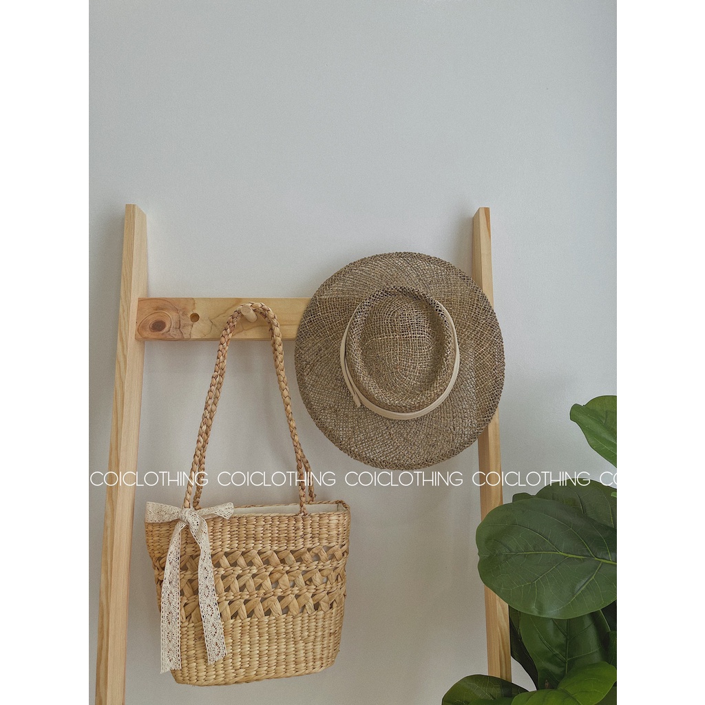 Lục bình đan dây quai chéo LB17