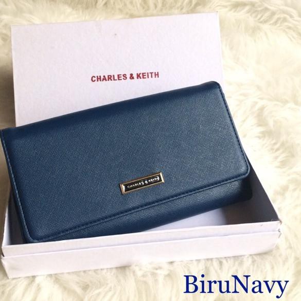 Ví Da Dáng Dài Hiệu Charles Keith Kèm Hộp Đựng