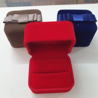 Hộp nhung nơ đựng nhẫn đôi