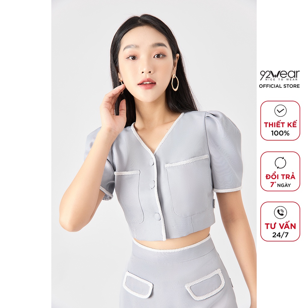 Áo sơ mi croptop nữ ngắn tay cổ V 92WEAR, thiết kế dây viền trẻ trung, chất liệu tuýt si cao cấp ABW1100