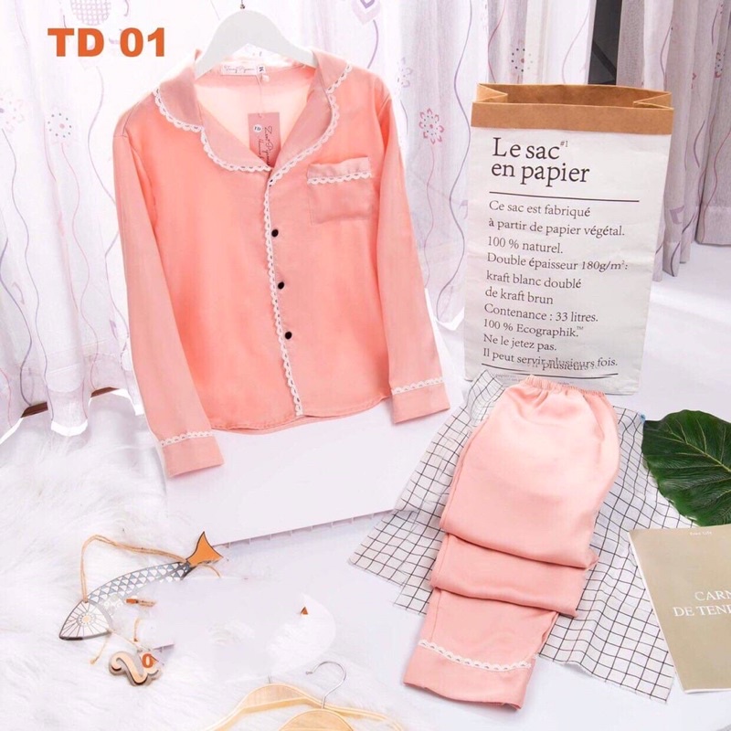 Bộ lụa ngọc phối viền xinh xắn lịch sự, sẵn số lượng tại xưởng
