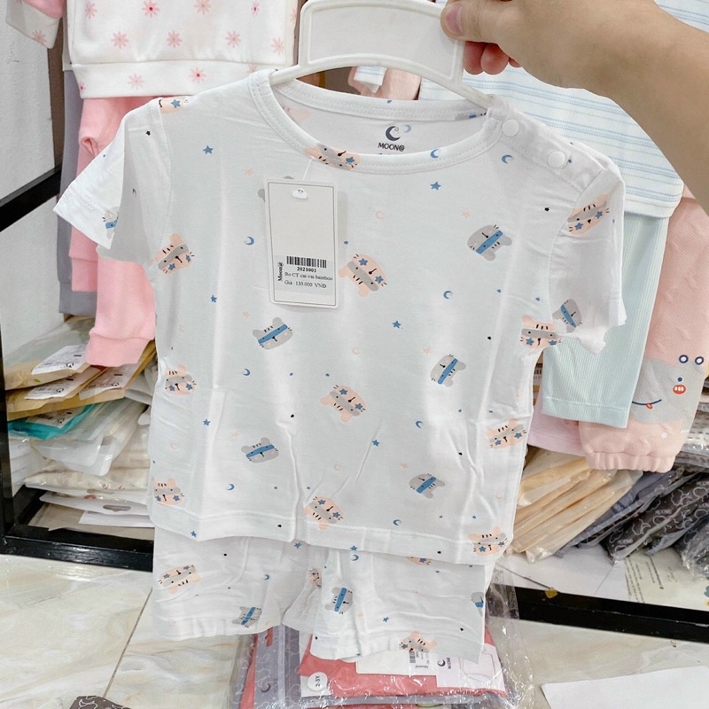 Bộ cài vai cộc tay petit họa tiết MOON cho bé