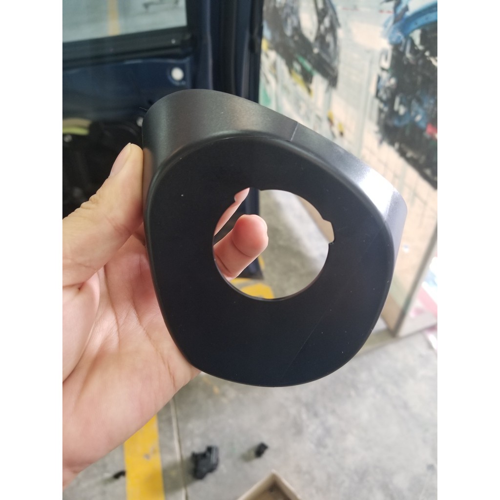 Ốp chân gương Mazda 3 đời 2015-2019 bên trái