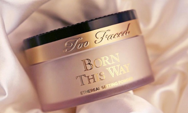 Phấn phủ bột che phủ cao từ Too Faced Born This Way