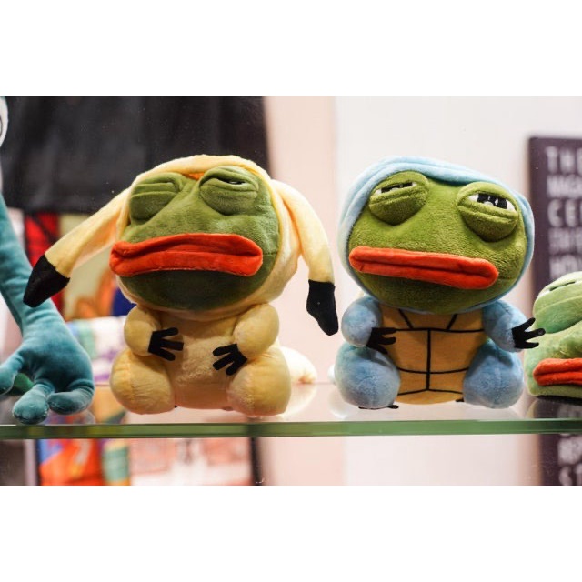 Gấu bông ếch xanh sad frog Pepe cosplay rùa khủng long pikachu Squirtle Charmander siêu bựa dành cho vozer