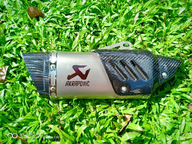 Pô độ Akrapovic R1 nhập Thái