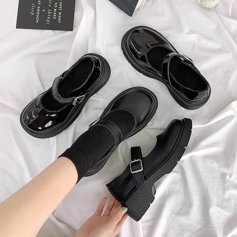 GIÀY BỐT NỮ MÓC CÀI KIỂU DÁNG THỜI TRANG TRẺ TRUNG CÁ TÍNH | BigBuy360 - bigbuy360.vn