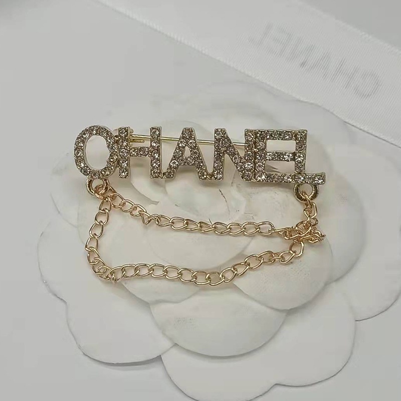 Ghim Cài Áo Dây Xích Đôi Chữ C Đính Đá Kim Cương Phụ Kiện Áo Khoác Dành Cho Nữ.