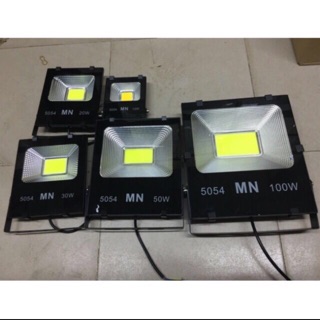 Đèn pha led 100w mắt 5054