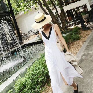 Đầm suông hở kèm bra