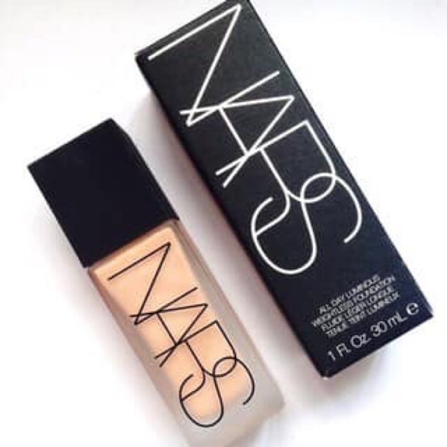 Kem nền Nars chính hãng USA