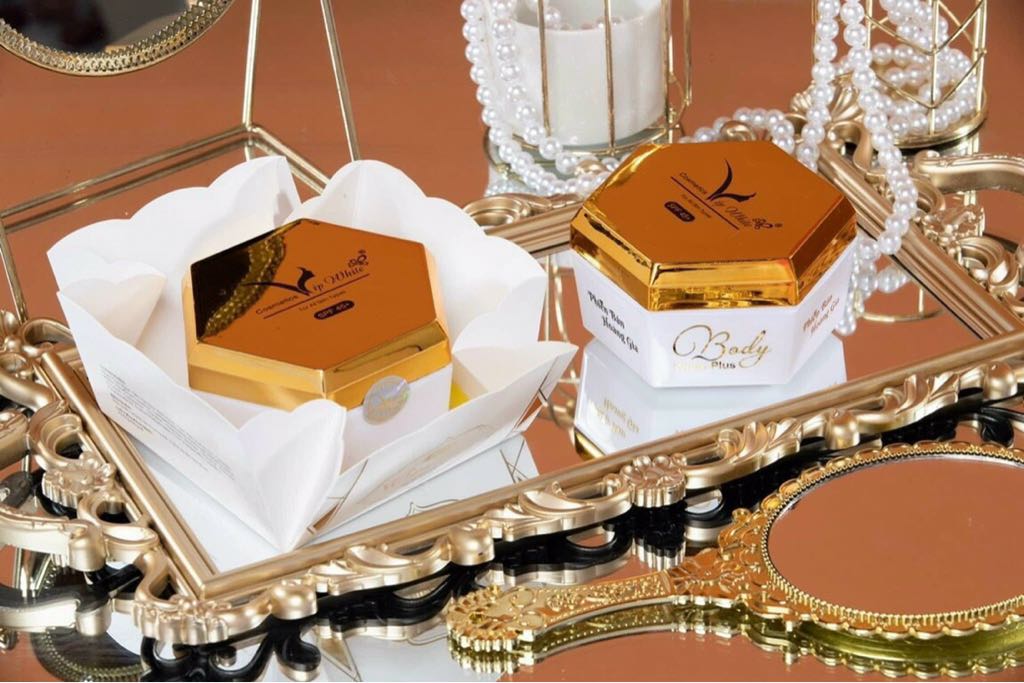 Body ngậm trắng White Plus Vip White 250gr Chính hãng