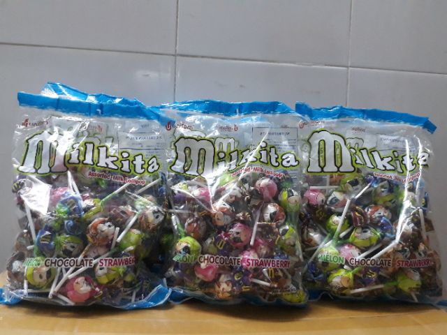 Kẹo mút Mikita sữa bò gói 50 que