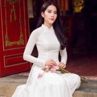 Set áo dài 4 tà kèm quần lụa