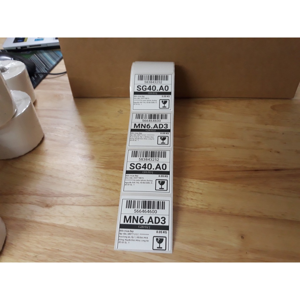 Tem nhiệt 50x50 mm, cuộn 28m in tem GHTK dùng cho máy in 350bm....