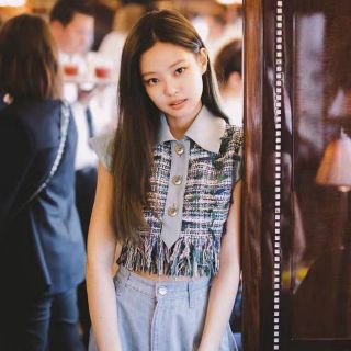 Short top Jennie Ảnh thật