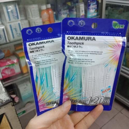 Tăm nhựa nha khoa Okamura 120 que giúp làm sạch kẽ răng, loại bỏ mảng bám, an toàn cho người sử dụng