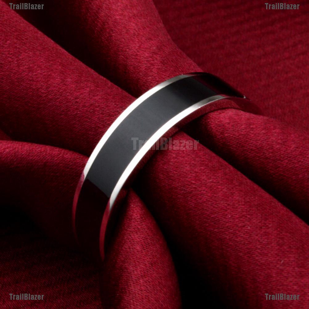 Nhẫn Thép Titan Không Gỉ Màu Đen Thời Trang Cho Nam Nữ