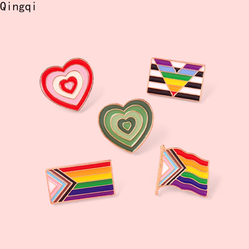 Ghim cài áo Miss Zoe hình trái tim/lá cờ màu gradient thời trang sáng tạo