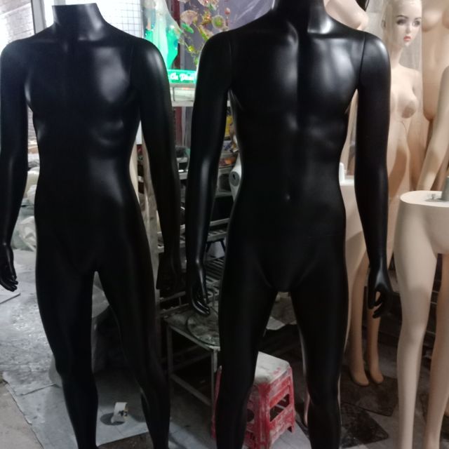 Manocanh nam không đầu