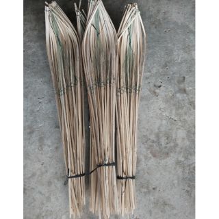 50 CẦN CÂU CẮM CÁ BẰNG THANH TRE