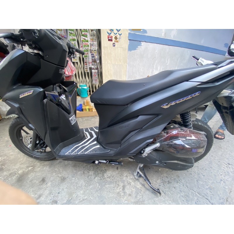 COMBO TEM TITAN CHỮ VARIO 150 VÀ LOGO CÁNH CHIM TITAN ( CAM KẾT TITANIUM THẬT 100%)