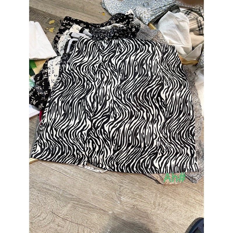 chân váy vằn 🦓