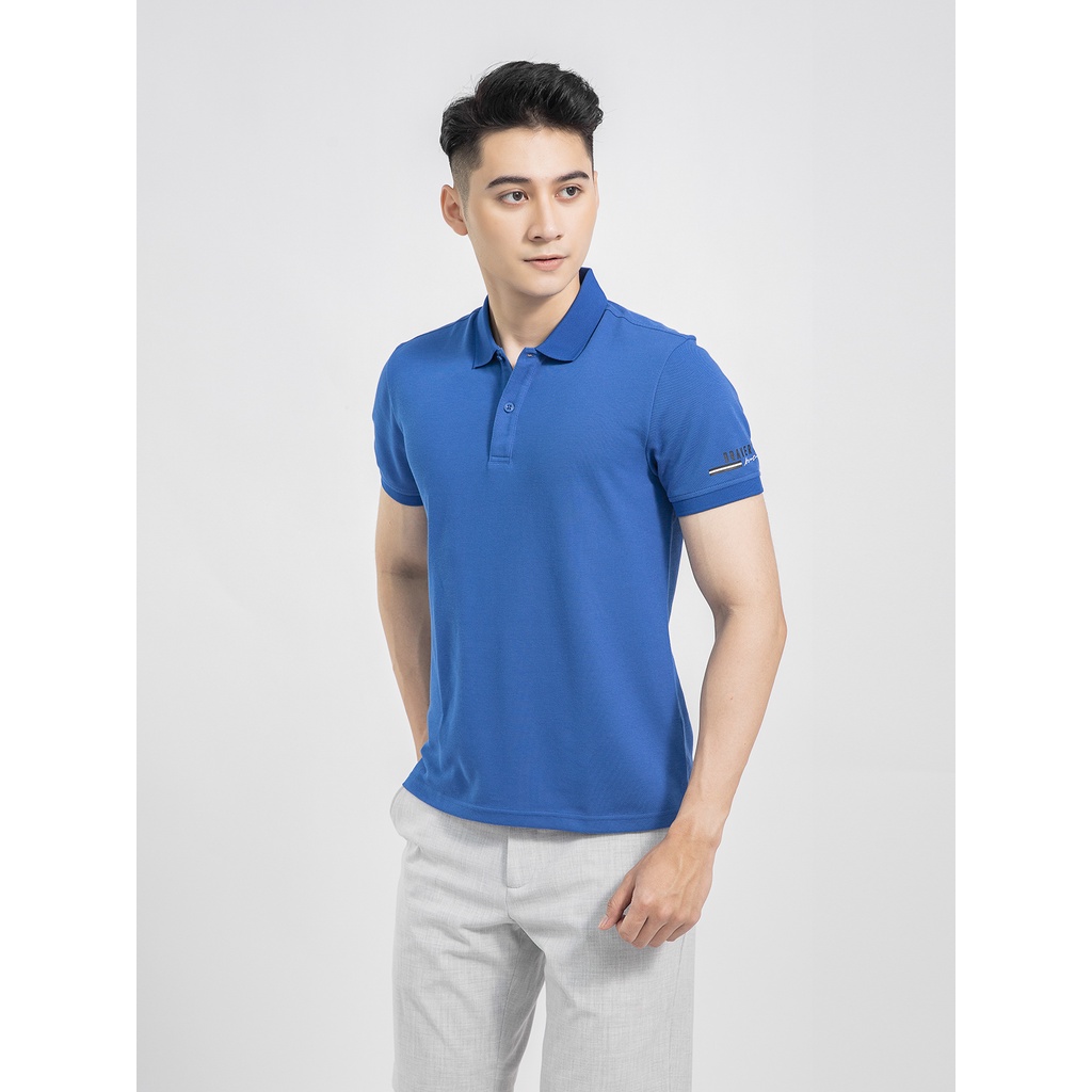 Áo polo nam ARISTINO chất liệu cotton mềm mại, cổ áo dệt rib, tay trái in họa tiết  tinh tế - APS026S1