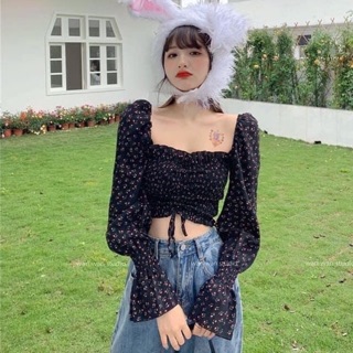 Áo croptop hoa nhí