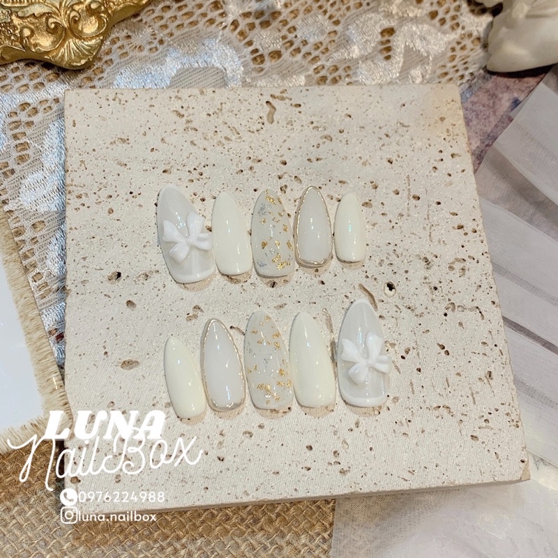 Móng úp thiết kế nơ trắng xinh