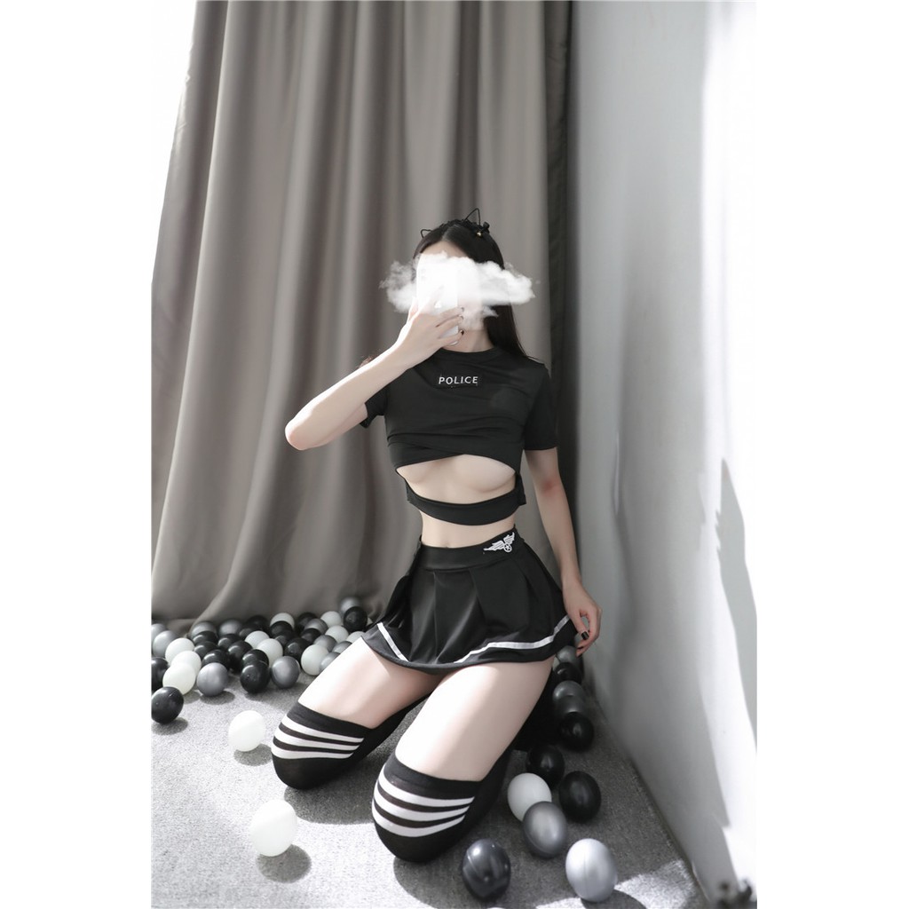Trang phục hóa trang kiểu đồng phục học sinh quyến rũ