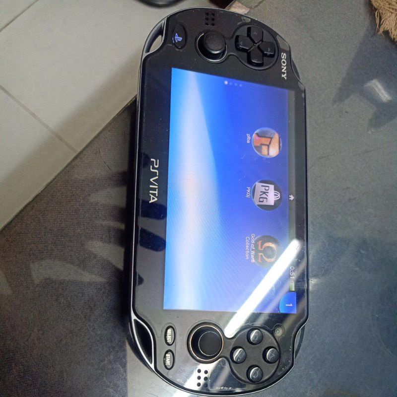 Máy Chơi game PS cảm ứng Vita 1000