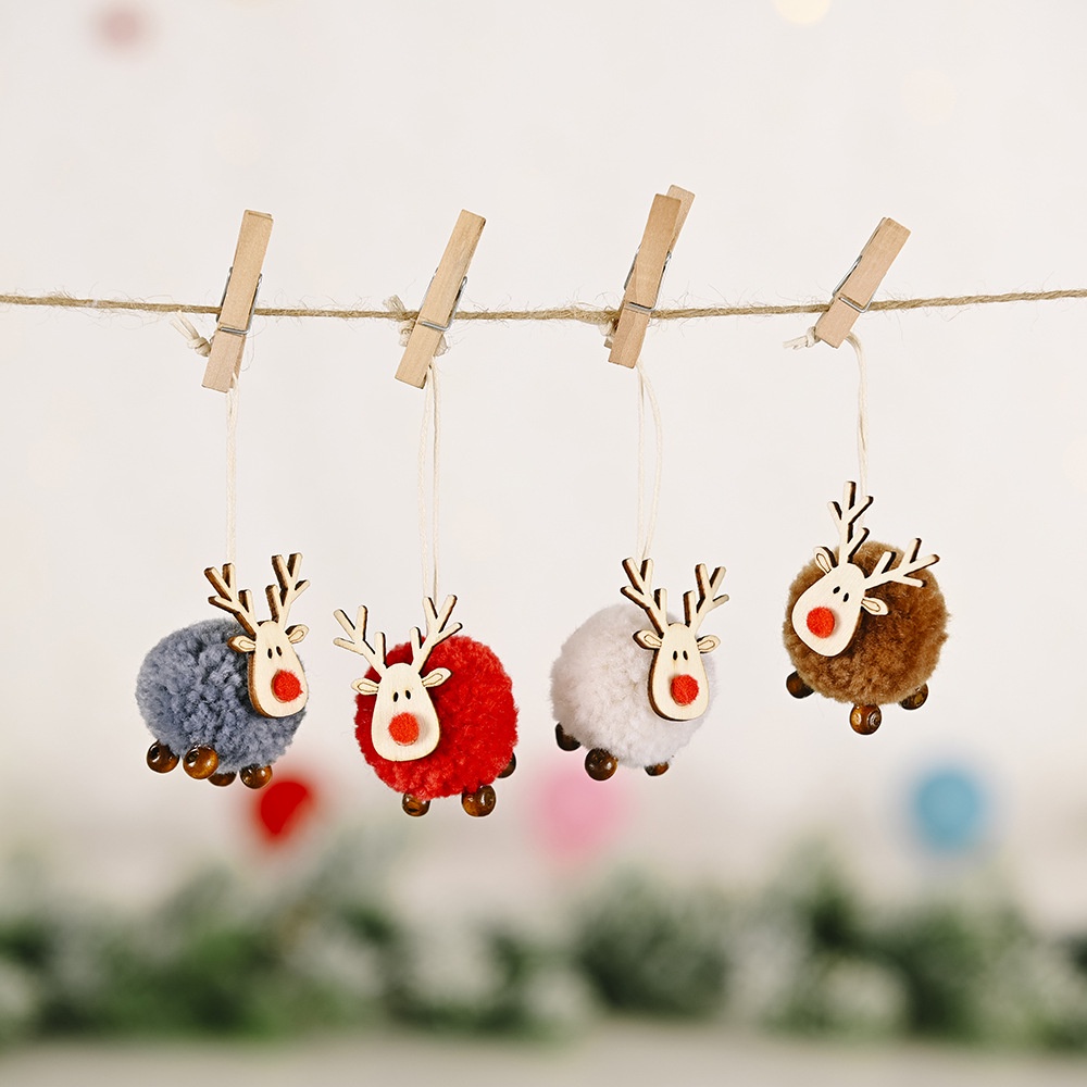 Tuần Lộc Trang Trí Cây Thông Noel Dễ Thương