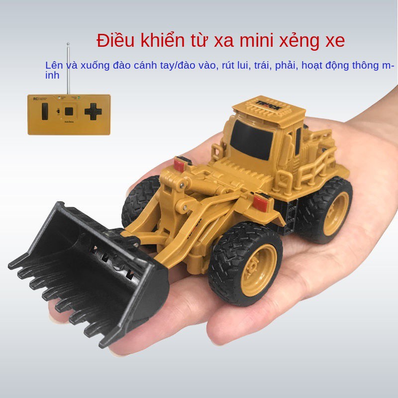 Xe điều khiển từ xa mini siêu nhỏ có thể sạc lại, lon, thao Coke, đồ chơi trẻ em đua drift tốc độ cao