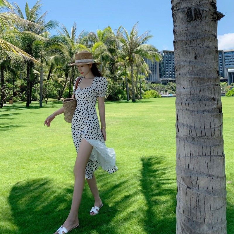 Đầm Dài Tay Phồng Cổ Vuông In Hoa Màu Trắng Phong Cách Pháp Thời Trang Mùa Hè Cho Nữ