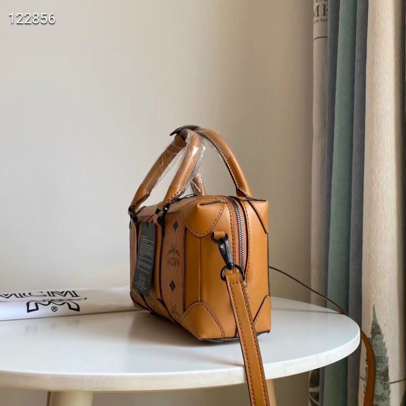 Túi MCM SOFT BERLIN