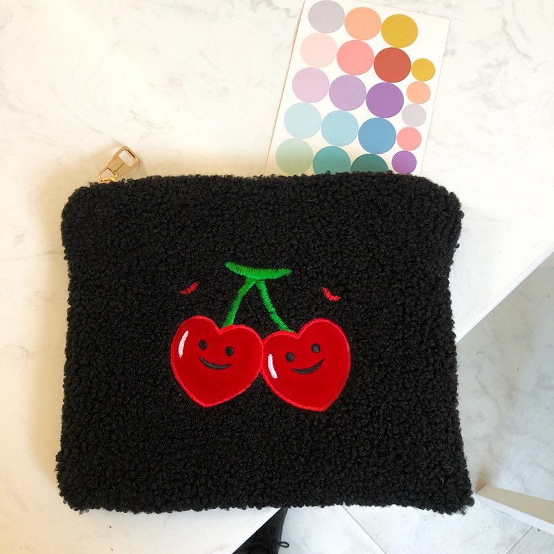 Hộp Bút Cherry Và Bánh Quy