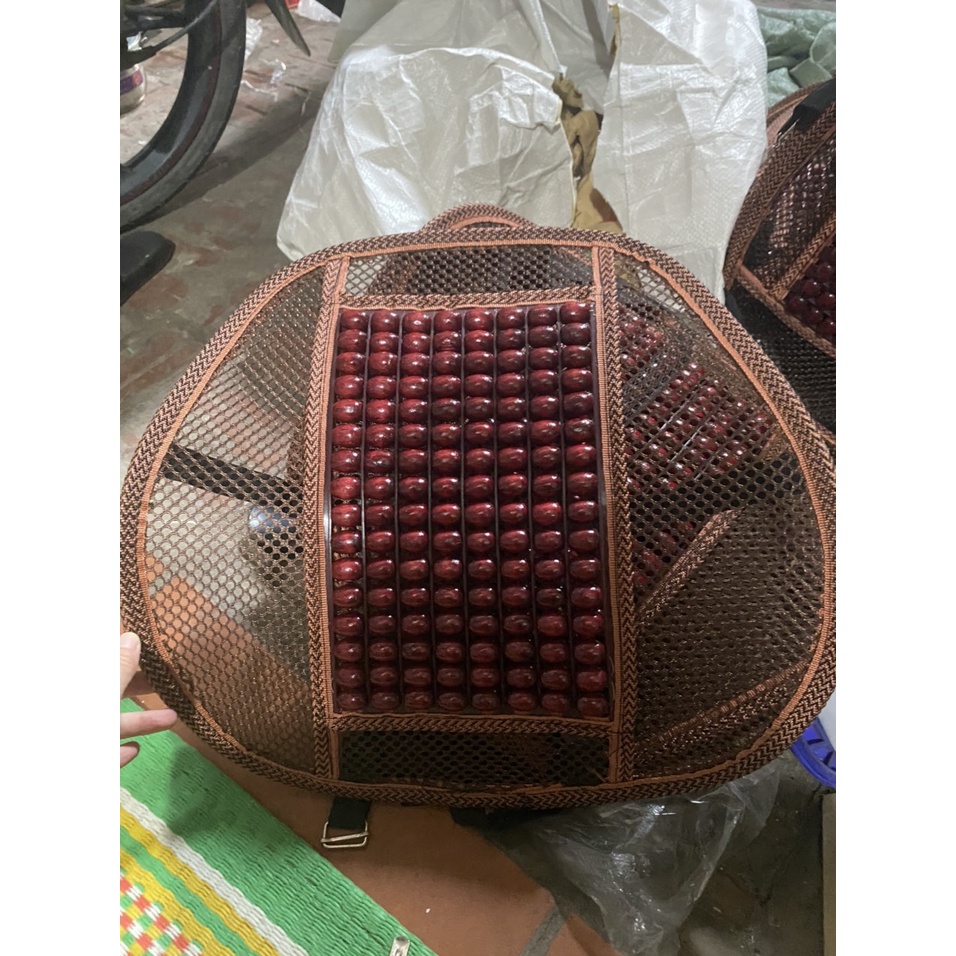 Tựa lưng hạt gỗ dáng cong cài ghế xe ô tô, ghế làm việc  giúp massage chống mỏi, giảm đau lưng OTO VIP