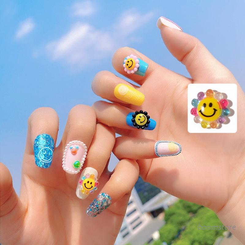 [Hàng mới về] Bộ 8 phụ kiện trang trí móng tay hình hoa hướng dương mỉm cười 3D cho nữ DIY