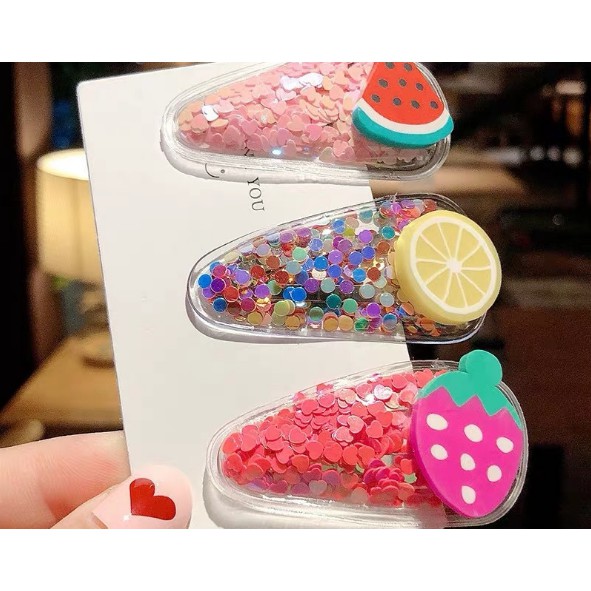 BẤM TÓC MÁI HÌNH TRÁI CÂY CÓ KIM TUYẾN PK110