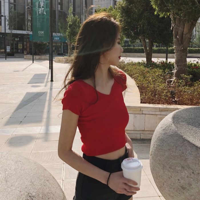 Áo Croptop Quyến Rũ Cho Nữ