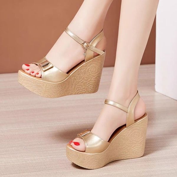 GIÀY SANDAL ĐẾ XUỒNG PHỐI NƠ CAP 10CM LOẠI CAO CẤP✨✨✨✨