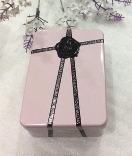 Set Nước VIkTOR & ROLF FlowerBomb mini edp 7ml tách sét