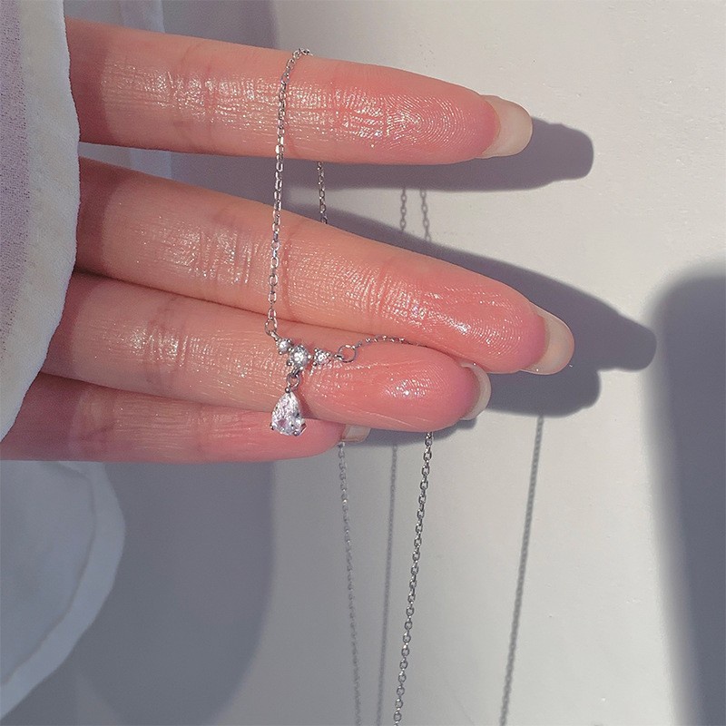 Vòng cổ Mặt Hình Giọt Nước Đính Đá Zircon Đơn Giản Phong Cách Hàn Quốc
