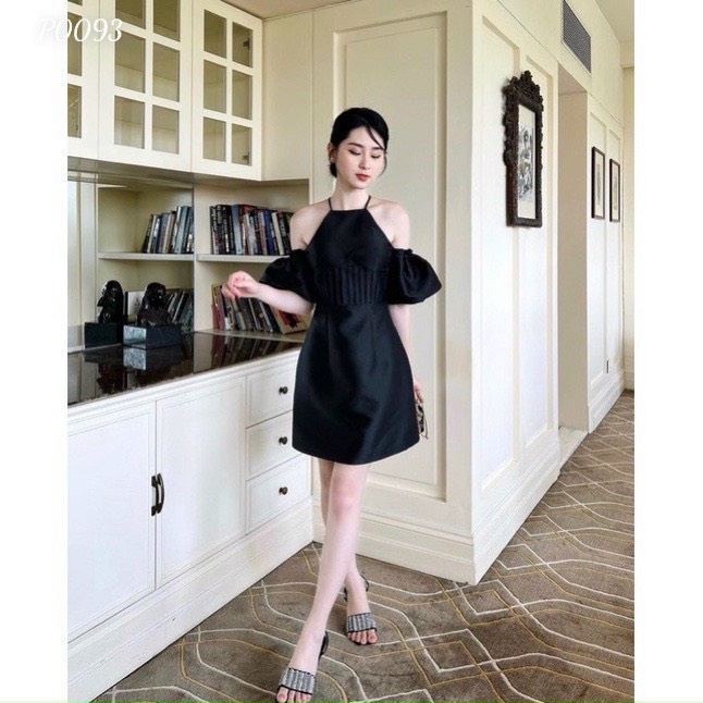 Đầm WAYO thiết kế tay bồng cổ yếm dự tiệc sang trọng