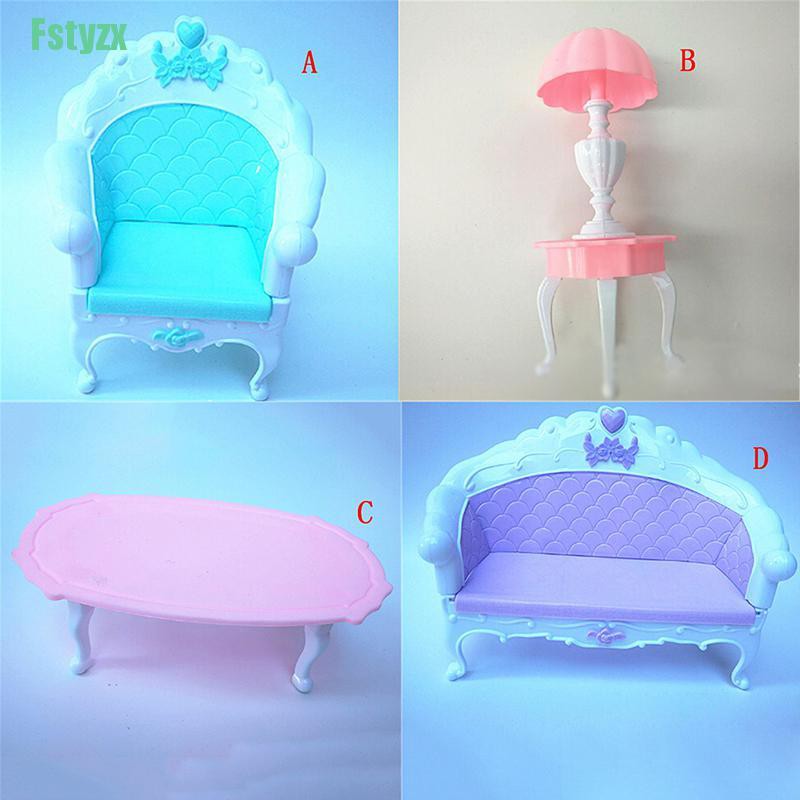 Ghế Sofa Mini Bằng Nhựa Trang Trí Nhà Búp Bê